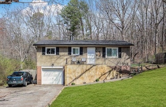 470 Sevier St, Hixson, TN 37343