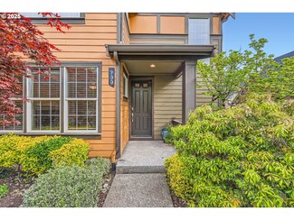799 NE 70th Ave, Hillsboro, OR 97124