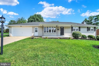1995 Worth St, York, PA 17404