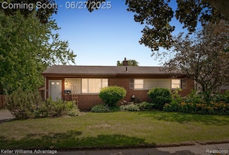 12620 Denoter Dr, Sterling Heights, MI 48313