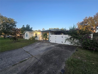 2417 Adams Ave, Deltona, FL 32738