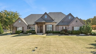 7135 Kingbird Ct, Owasso, OK 74055