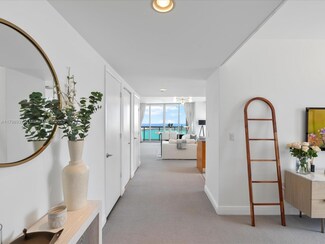 475 Brickell Ave Unit 5507, Miami, FL 33131