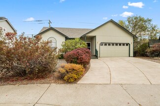 3320 NE Cruise Loop, Bend, OR 97701