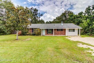 46 Cypress Dr, Picayune, MS 39466