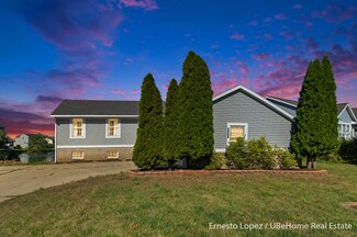 2873 Riley Ridge Rd, Holland, MI 49424