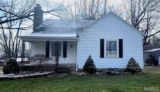 1228 Opdyke St, Chester, IL 62233