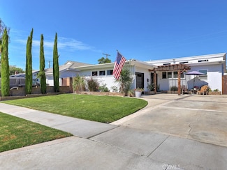 3255 Fanwood Ave, Long Beach, CA 90808