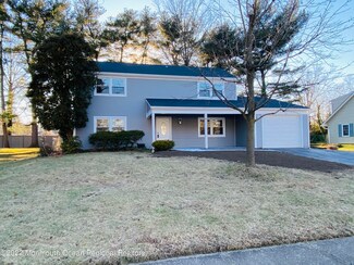 18 Ivy Hill Dr, Matawan, NJ 07747