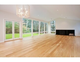 3 Blueberry Ln, Lincoln, MA 01773