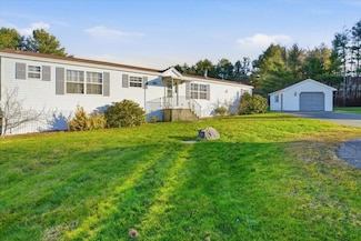 17 Rita Dr, Sabattus, ME 04280