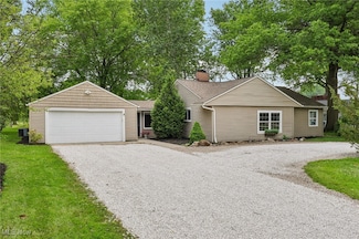 531 Atterbury Blvd, Hudson, OH 44236