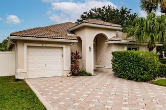 8141 Palm Gate Dr, Boynton Beach, FL 33436