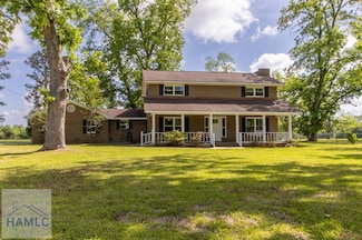 300 E Pecan Rd, Glennville, GA 30427