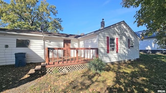 200 W 12th St, Johnston City, IL 62951