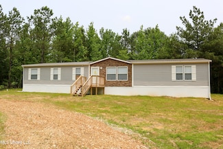 208 Cedar Crest Dr, Coldwater, MS 38618