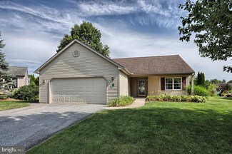 4 Bower Dr, Myerstown, PA 17067