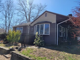 12 Taft St, Seekonk, MA 02771