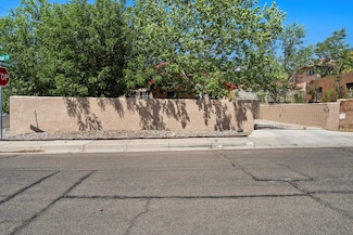 201 Mezcal Cir NW, Albuquerque, NM 87105