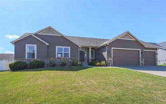 4844 Yellowstone Dr, Waterloo, IA 50701