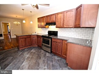 931 Birch St, Reading, PA 19604