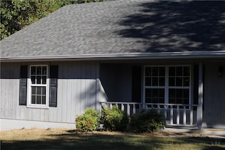 1 Hunby Ln, Bella Vista, AR 72715