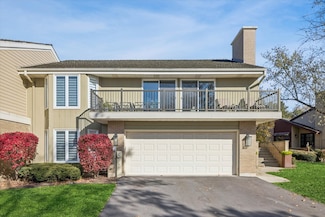 165 Briarwood N, Oak Brook, IL 60523