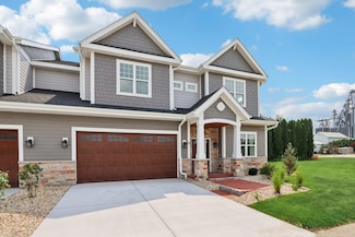 1204 S Main St Unit 14, Lake Mills, WI 53551