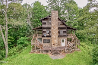 6688 Callalantee Dr, Mountain City, TN 37683