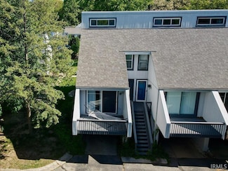 18199 Stoneridge St Unit . A, South Bend, IN 46637