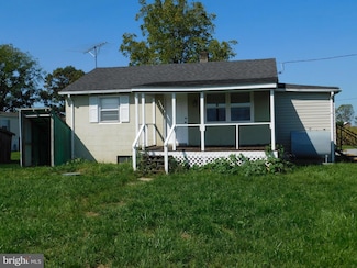 398 Shady Grove Ln, Rippon, WV 25441