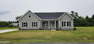 80 Crowley Ln, Burgaw, NC 28425