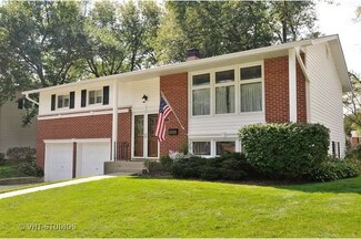 1219 E Plate Dr, Palatine, IL 60074