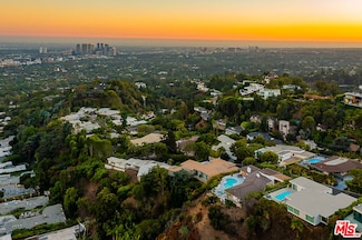 1476 Carla Ridge, Beverly Hills, CA 90210