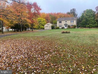 52 Rope Walk Rd, Upper Black Eddy, PA 18972