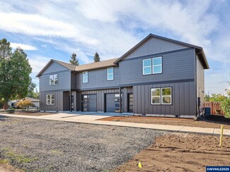 220 Juniper Ave, Gervais, OR 97026