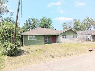 7913 Cinderella St, Houston, TX 77028
