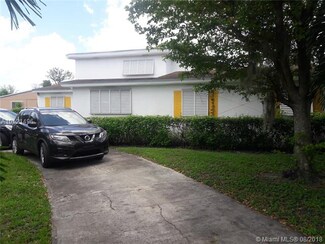 3005 NW 68th St, Miami, FL 33147