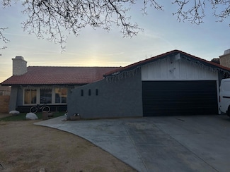 44603 13th St E, Lancaster, CA 93535