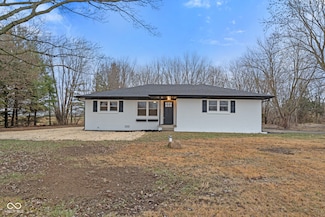 10159 Hodge Rd, Clayton, IN 46118