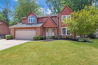 46 Cimarand Dr, Buffalo, NY 14221