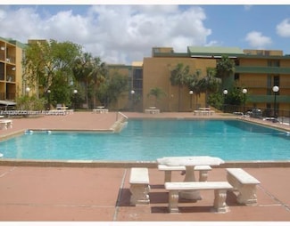 100 Fontainebleau Blvd Unit 403, Miami, FL 33172