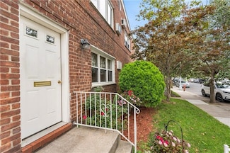 289 Bay 19th St Unit B, Brooklyn, NY 11214
