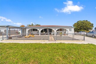 451 W 39th St, Hialeah, FL 33012