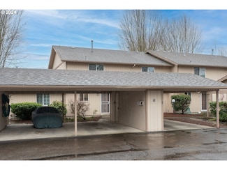 581 32nd Ave SE Unit 2, Albany, OR 97322