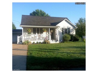808 Mcdaniel Ave, Minerva, OH 44657
