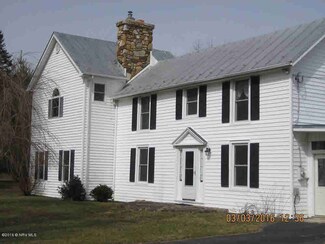 1039 Canning Factory Rd SW, Floyd, VA 24091