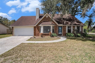 736 Sandy Creek Dr, Brandon, FL 33511