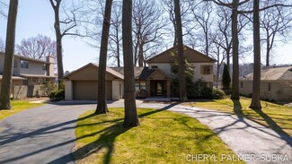 664 Massachusetts Ave, Muskegon, MI 49445