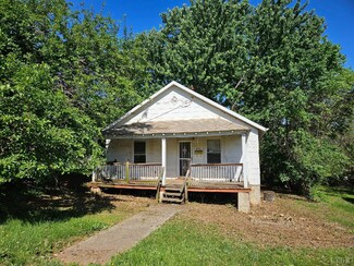 2121 Hanover St, Lynchburg, VA 24501